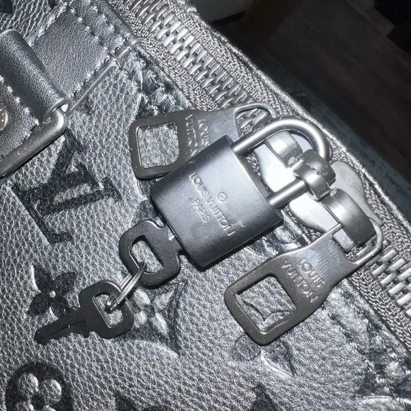 Louis Vuitton Keepall Bandouliere 50 Monogram Shadow Black - Picture 4 of 10